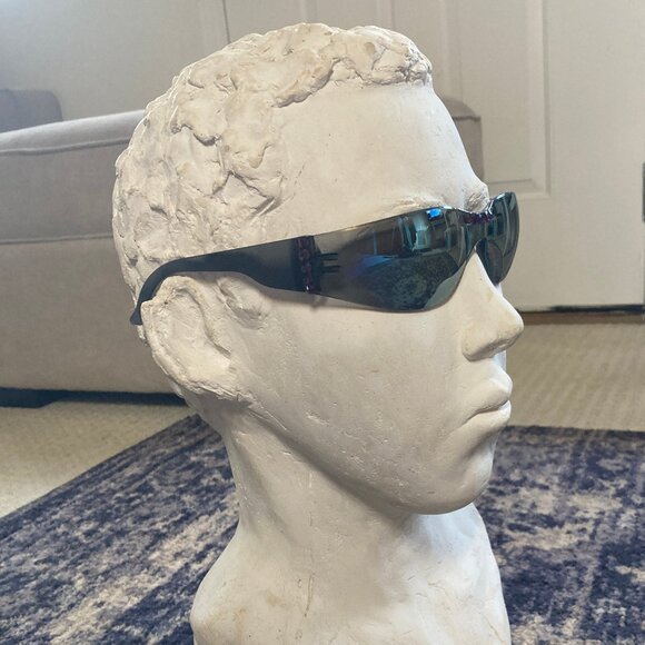 Purple Swarovski Crystals on Gold and Blue Mirror Sunglasses - Unique - unisex - Picture 9 of 13